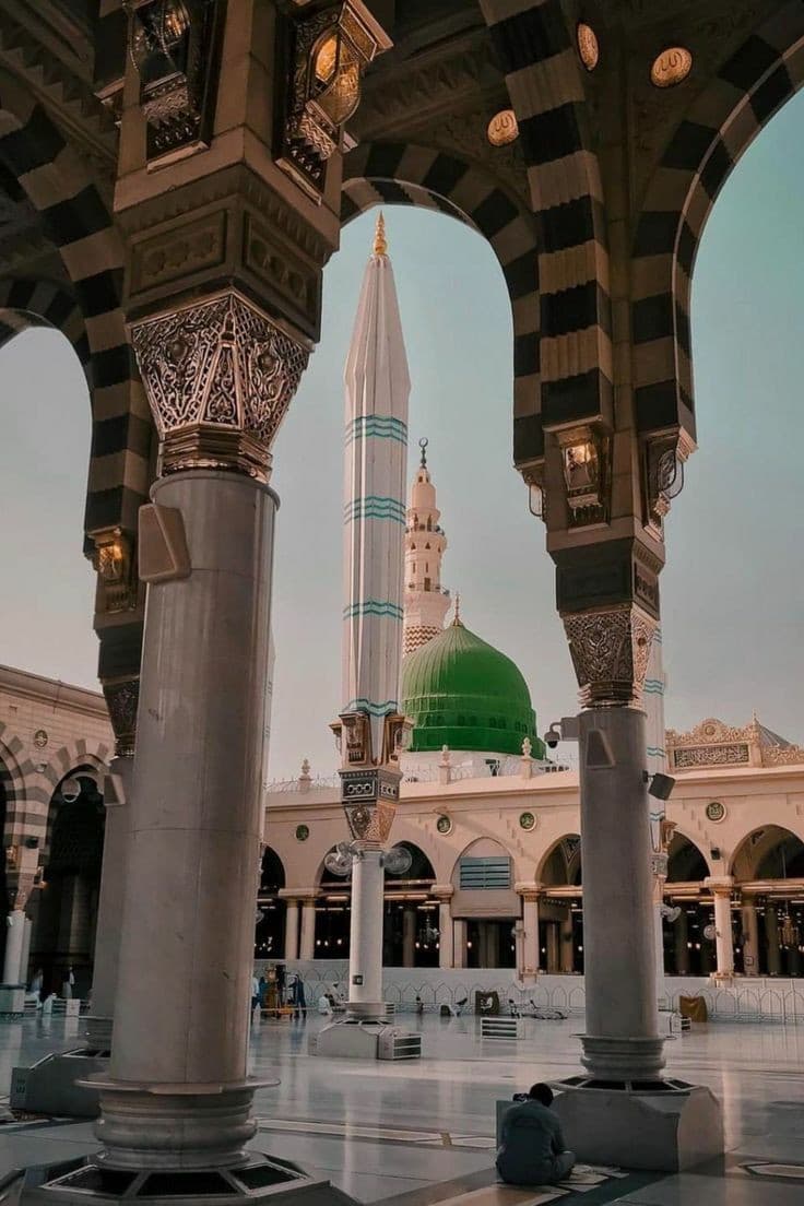 المدينة المنورة: جولة حرة مع مرشدك الخاص