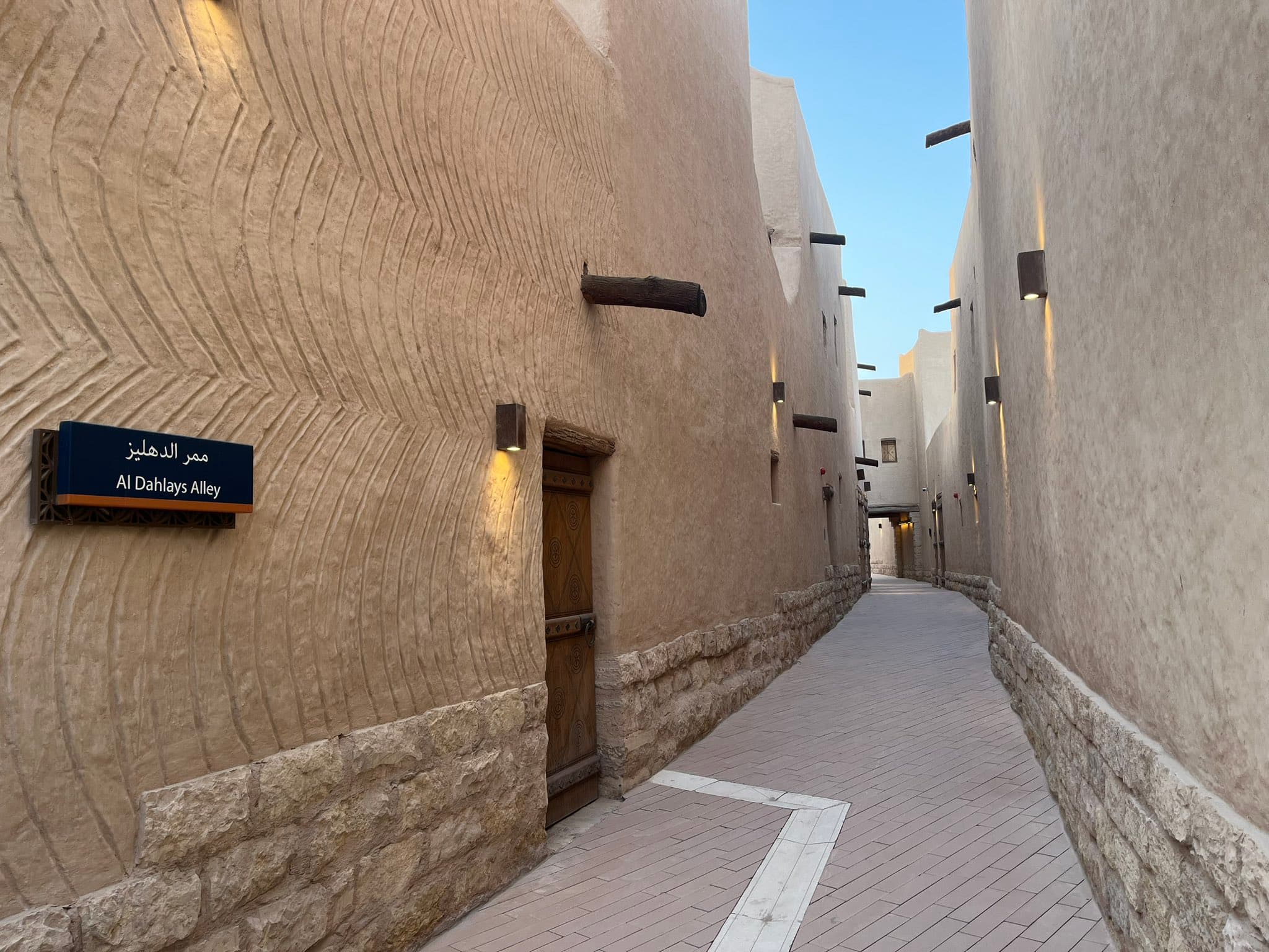 الرياض: جولة بين معالم الماضي والحاضر