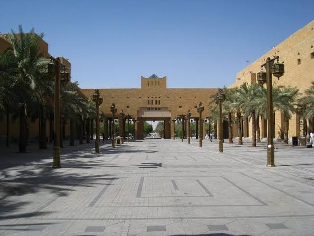 الرياض: جولة سكة الأطعمة في قصر الحكم