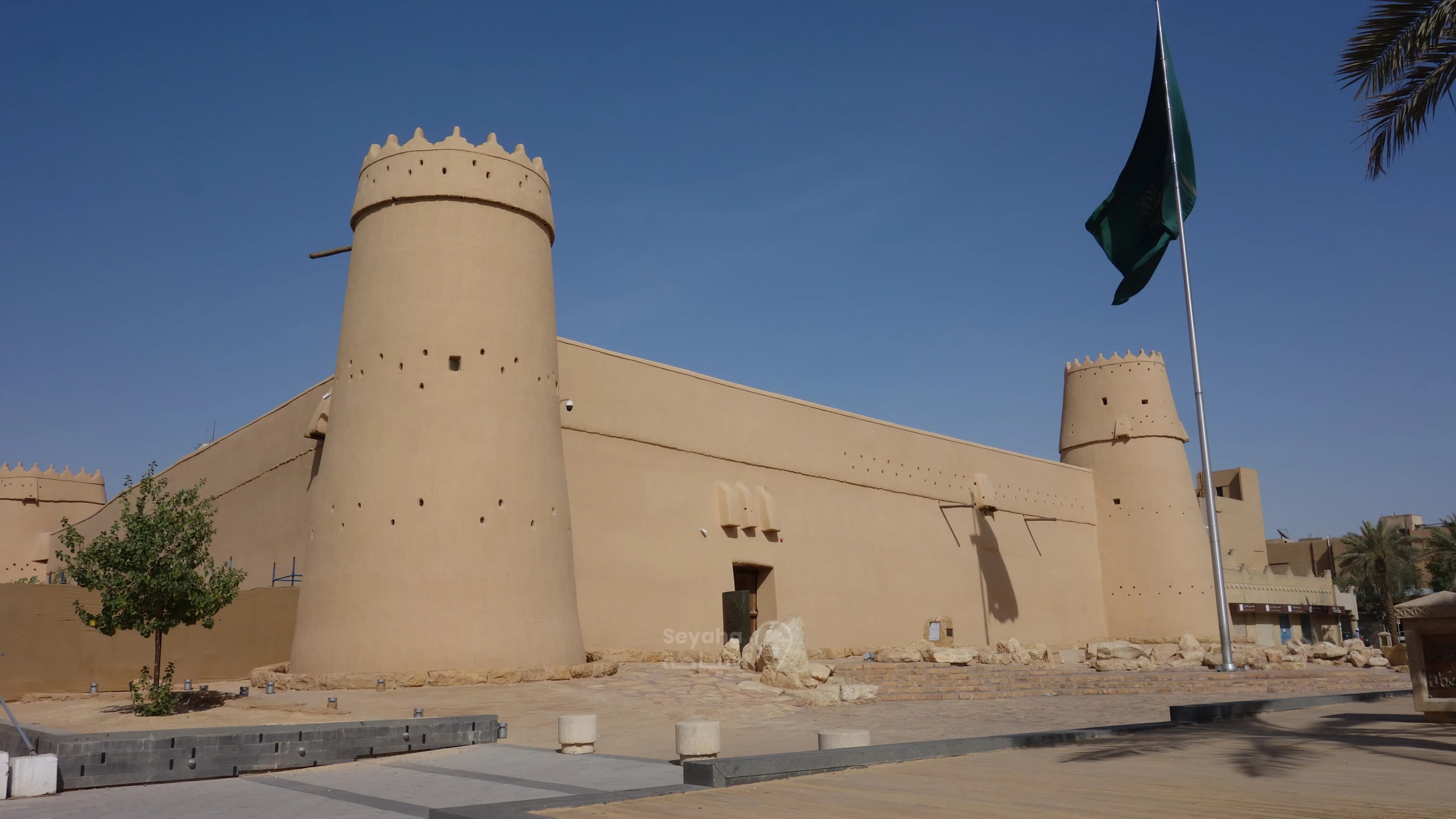 الرياض: جولة 8 ساعات بين الأصالة والحداثة