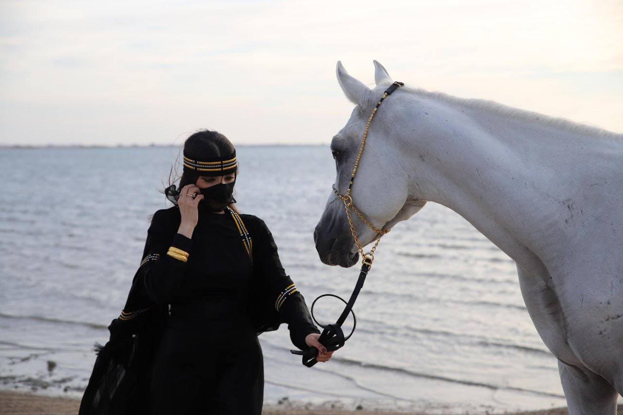 جدة: تجربة ركوب الخيل على الشاطئ