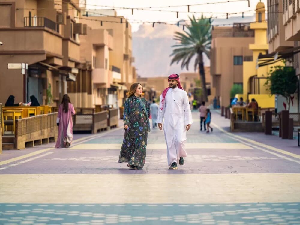 العلا: بين الطبيعية والتاريخ الحجر - دادان و عكمة-البلدة القديمة