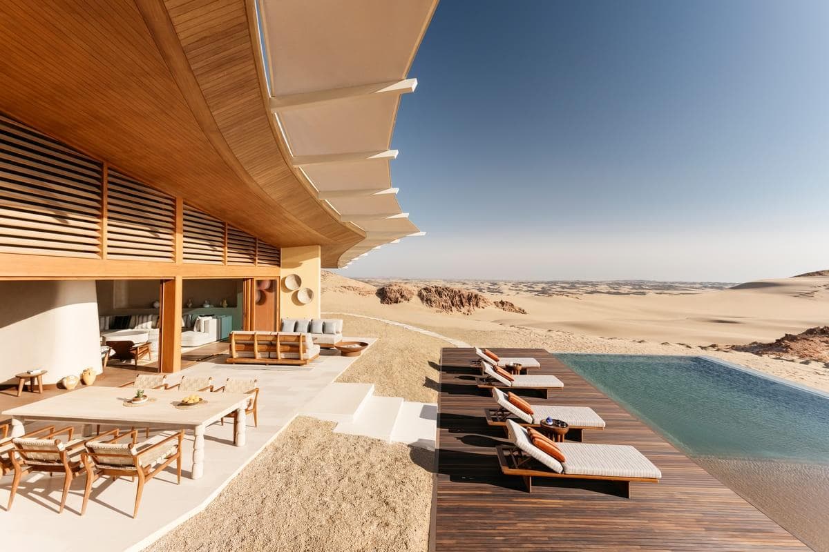 رفاهية الصحراء في الريد سي – Six Senses تجربة فاخرة ليلتين