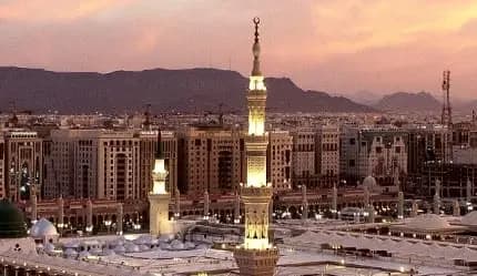 مكة والمدينة: عمرة عائلية فاخرة 7 أيام