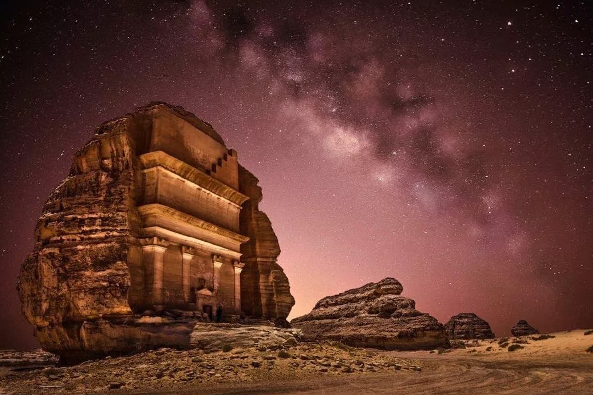 العُلا: باقة ليلتين فاخرة مع قاعة مرايا