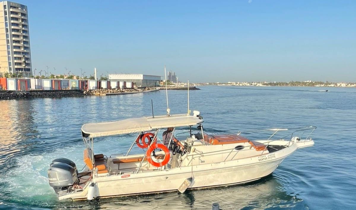 جدة: رحلة بحرية إلى منطقة جزيرة بياضة مع سنوركل