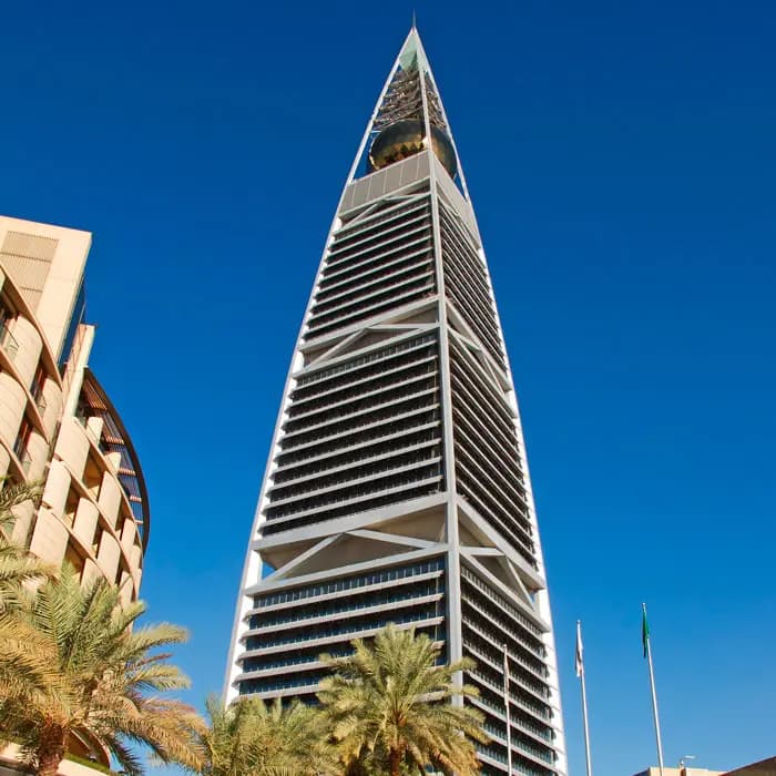 الرياض: جولة قصر الحكم وبرج الفيصلية