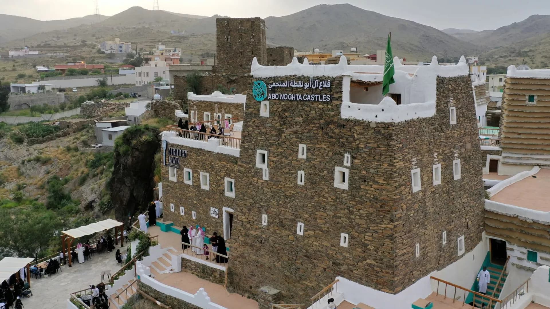 عسير: جولة طبب التاريخية وقصور آل أبو نقطة
