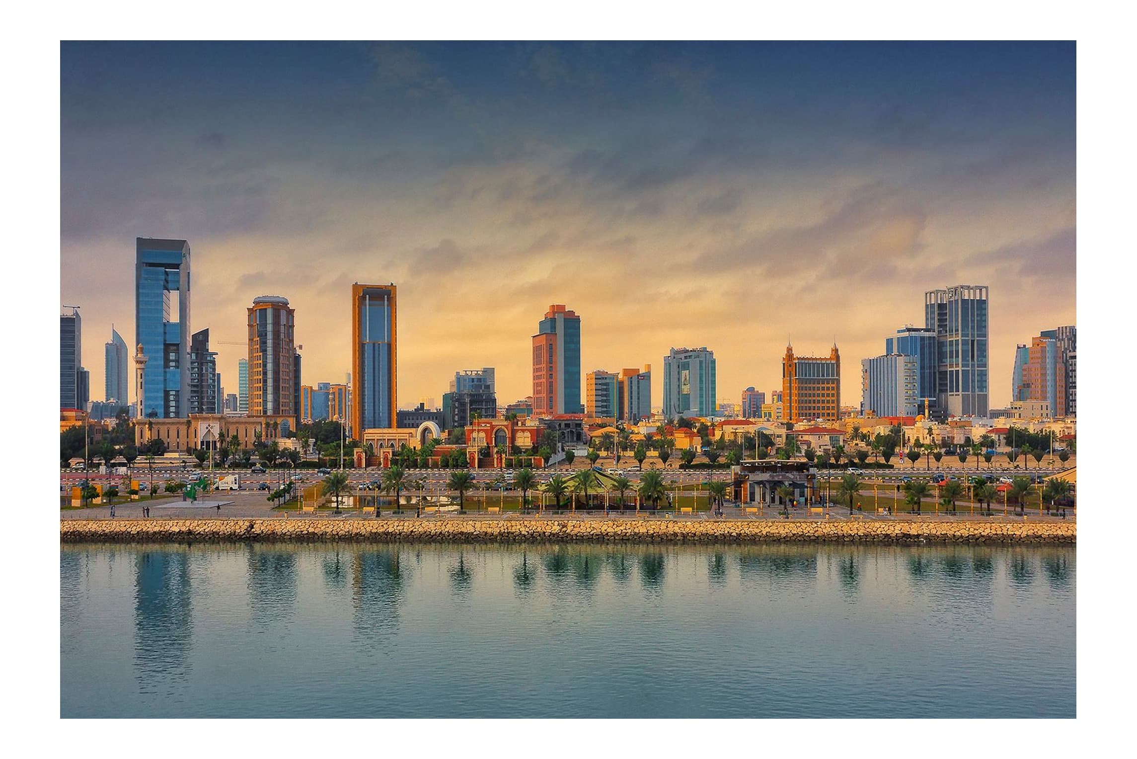 الخبر:رحلة بحرية في قارب