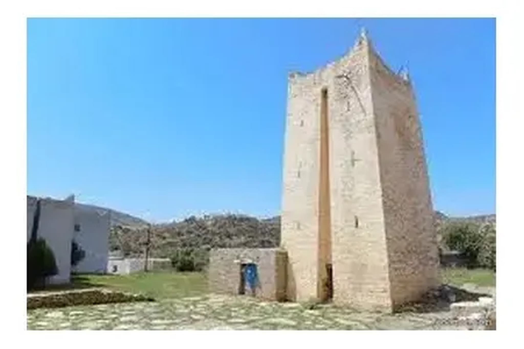 جولة سياحية في تنومة زيارة إلى منتزهات تنومة وشلالاتها وجبالها